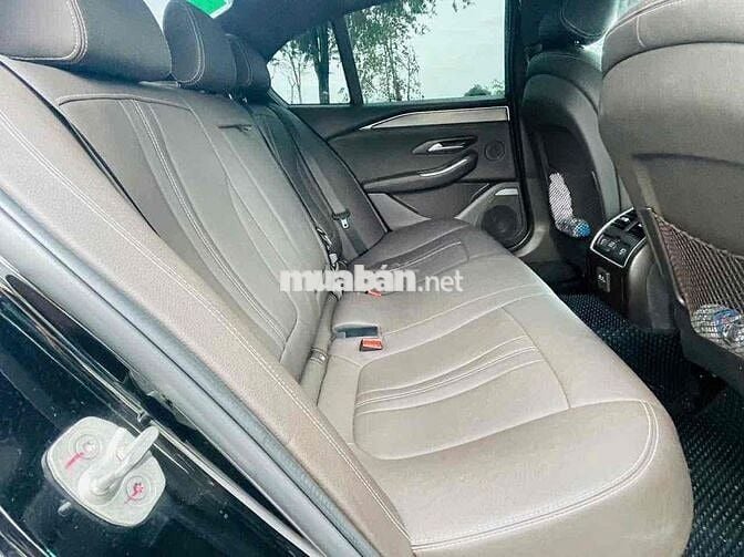 Vinfast Lux A2.0 2022 Plus 4 vạn km!