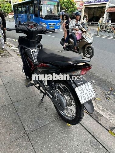 Honda wave RSX Fi 2018 mới 90% biển số thành phố