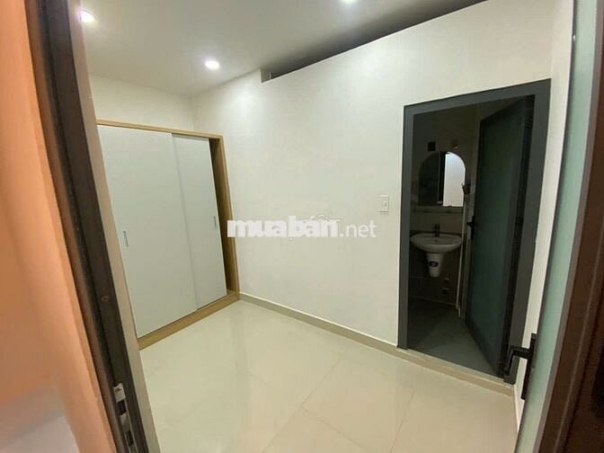 mình cần pass hợp đồng thuê nhà nguyên căn 3pn tại Q4