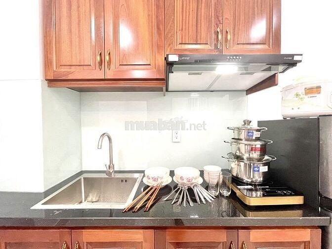 Ở NGAY! CĂN HỘ NỘI THẤT CAO CẤP GẦN CV LÊ THỊ RIÊNG THANG MÁY - BẢO VỆ