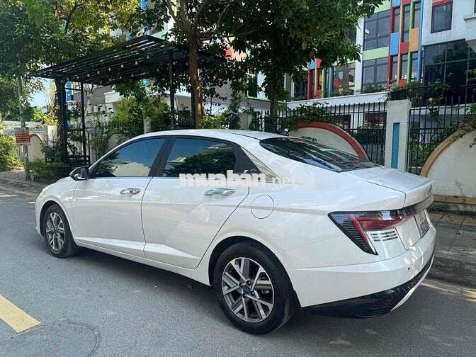 Hyundai Accent 2024 1.5 AT Cao cấp - 8000 km