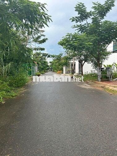 Cần ra nhanh vài lô f0 ngay cầu Ba Lai 1, giá 550 triệu/ 120m2 thổ cư