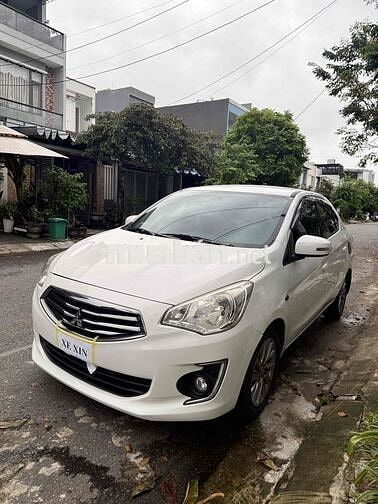 Mitsubishi Attrage 2015 1.2 CVT - 10000 km