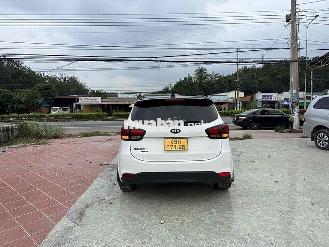 Kia Rondo 2018 2.0 GMT - 120 km