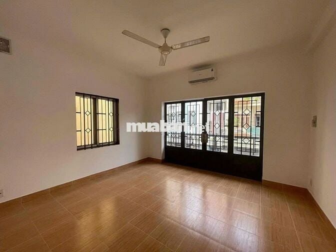 Cho thuê nhà nguyên căn mặt tiền đường Út Tịch, dt 4x22 trệt 3 lầu