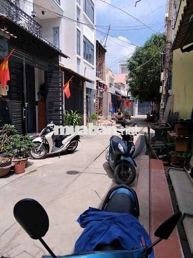Nhà hẻm đường Gò Xoài P.BHHA 4x16 C4 hẻm 5m 4tỷ 800 triệu shriêng