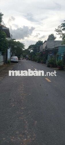 BÁN DÃY PHÒNG TRỌ+ 1 CĂN NHÀ CẤP 4