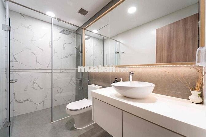 Cho thuê căn hộ 2PN 100m² Sunwah Pearl view sông Ba Son siêu đẹp