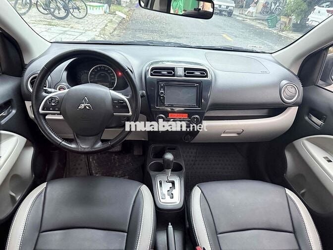 Mitsubishi Attrage 2015 1.2 CVT - 10000 km