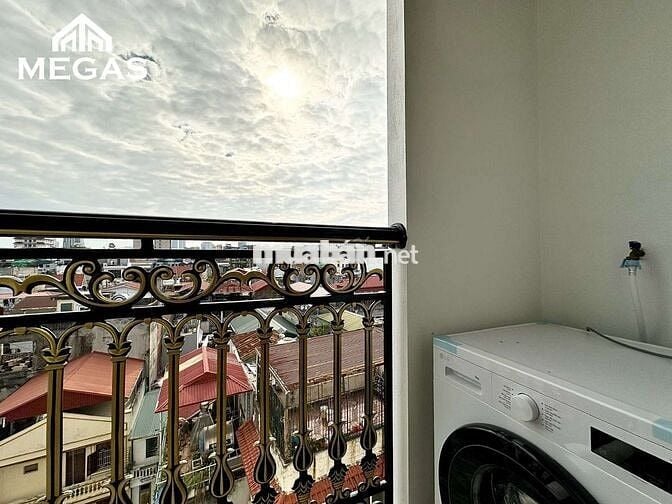 CHO THUÊ CHDV 1PN CỰC RỘNG FULL NỘI THẤT BAN CÔNG THOÁNG NGAY HỒ TÂY