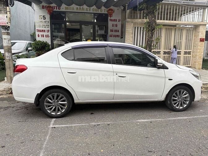 Mitsubishi Attrage 2015 1.2 CVT - 10000 km