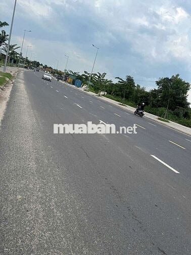 SIÊU PHẨM TẠI ĐƯỜNG S, PHƯỜNG MỸ XUÂN