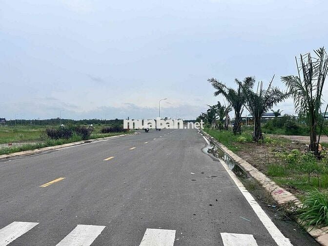 Đất xây trọ gần chợ Phạm Văn Hai – Bình Chánh, sổ riêng, chủ cần vốn x