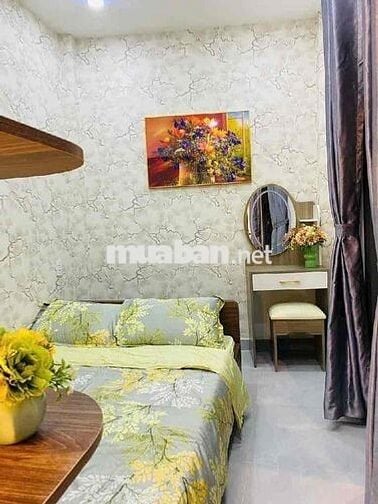 HÀNG HIẾM KHÓ KIẾM  Hơn 2 Tỷ, hẻm 1 Sẹc Xe Hơi Đậu Trước Nhà