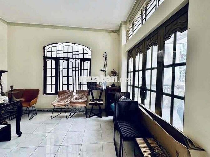 Cho thuê nhà 5pn 3wc 1 trệt 3 lầu ngay Nguyễn Đình Chính Phú Nhuận