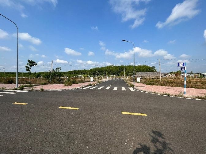 Bán gấp lô đất 5x20 đường nhựa, thổ cư ngay Đồng Xoài