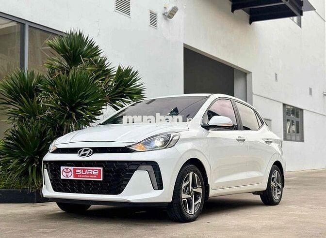 I10 tự động 2025 đi 6.000km - mới gần 100%