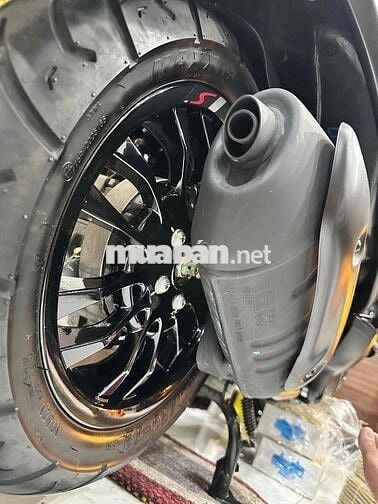 Vespa Sprint S125 iget Abs 2023 trùm mền