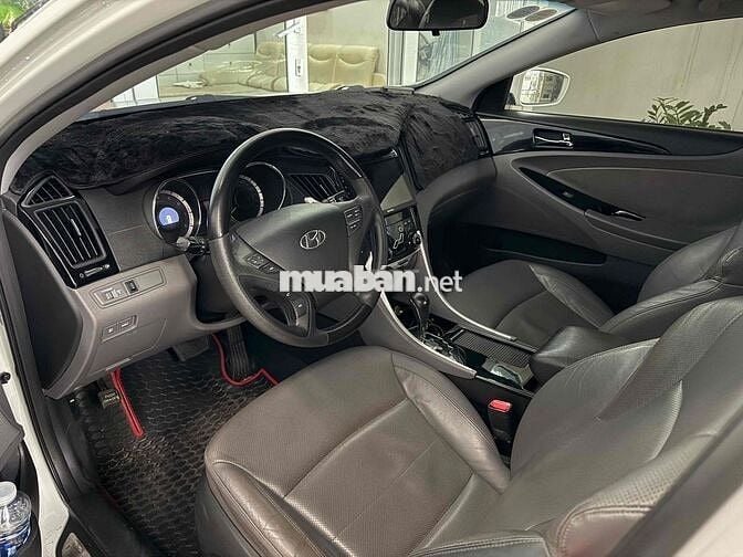 cần tiền bán nhanh xe nhập nguyên chiếc SONATA 2.0