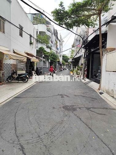 TRỊNH ĐÌNH TRỌNG-TT Tân Phú- 52m2• 2Tầng 3PN• Ko LG, QH •CHỈ 5.35 Tỷ