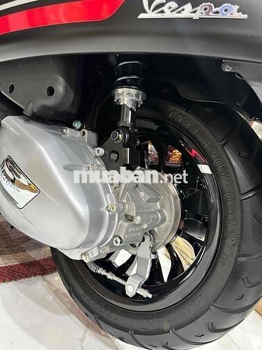 Vespa Sprint S125 iget Abs 2023 trùm mền