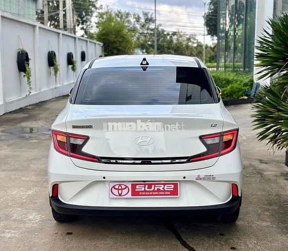 I10 tự động 2025 đi 6.000km - mới gần 100%