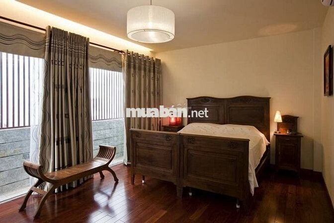 Biệt thự 348m2 hồ bơi, sân vườn Phường Tân Phong, Quận 7