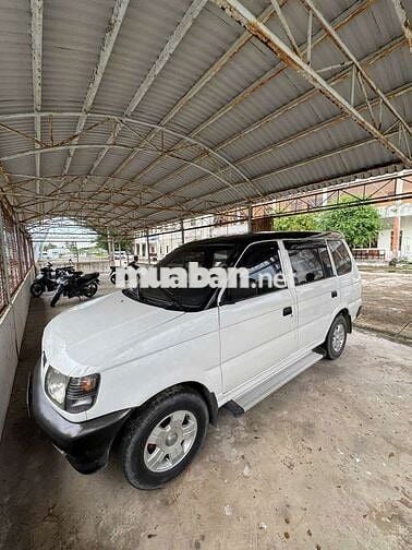 Cần bán xe Mitsubishi.