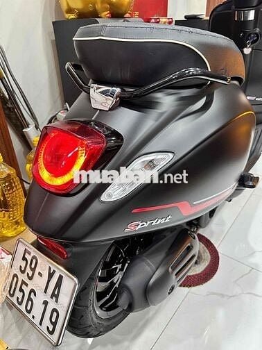 Vespa Sprint S125 iget Abs 2023 trùm mền