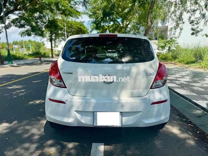 ⭐️ Hyundai i20 1.4AT sx 2013 odo 65.000km