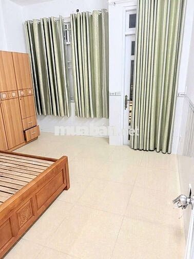 Hẻm ô tô ng v quá gần gò vấp 4x18m, 3pn có ít nội thất cọc 1, mới sơn