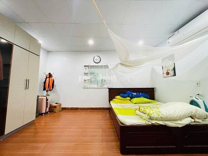 Thanh Xuân 31m/5 tầng ô tô đỗ cổng chỉ 7.3 tỷ Thanh Xuân 31m/5 tầng ô tô đỗ cổng chỉ 7.3 tỷ