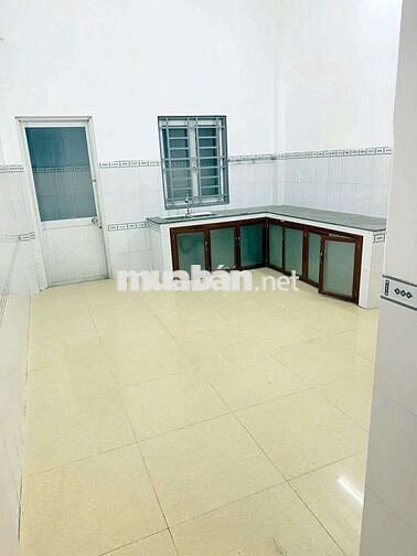 Hẻm ô tô ng v quá gần gò vấp 4x18m, 3pn có ít nội thất cọc 1, mới sơn