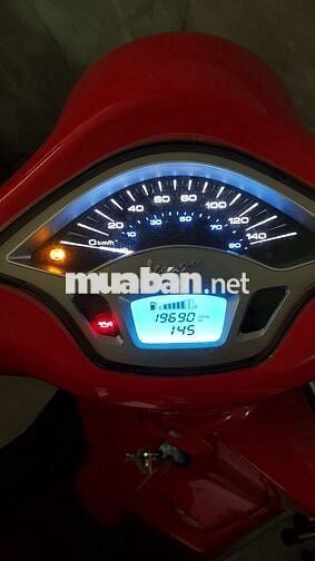 Dư dùng bán nhanh Vespa 125- iget- ABS- Odo 19.700