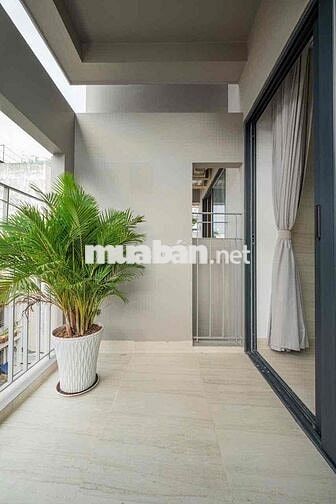 CĂN HỘ MỚI 1PN BAN CÔNG TÁCH BẾP MÁY GIẶT RIÊNG NGAY QUẬN 1