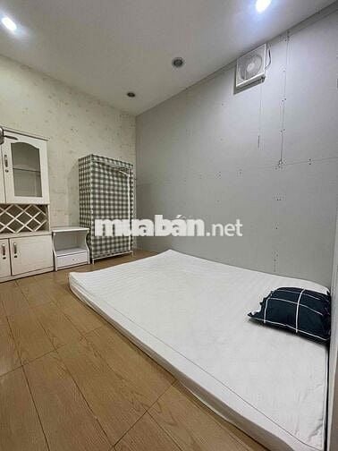 Chỉ 1,8 thuận tiện giao thông, vào là ơ ngay