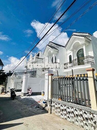 CĂN NHÀ MÁI THÁI (đã hoàng thiện) TẠI PHƯỜNG 3 - TP.VĨNH LONG !