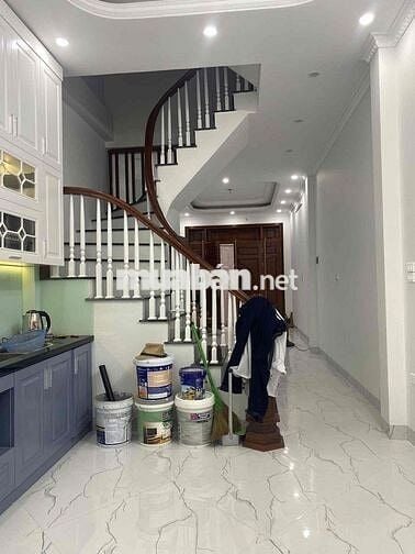 TRUNG TÂM TÂY HỒ - 45m2 - CÁCH PHỐ 50m GIÁ CHỈ 10,2 TỶ TRUNG TÂM TÂY HỒ - 45m2 - CÁCH PHỐ 50m GIÁ CHỈ 10,2 TỶ