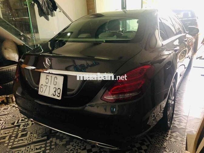 xe nữ chạy, cẩn thận, không có nhu cầu đi nữa cần