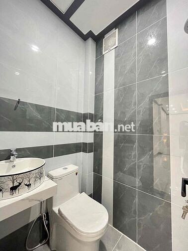 CĂN NHÀ MÁI THÁI (đã hoàng thiện) TẠI PHƯỜNG 3 - TP.VĨNH LONG !