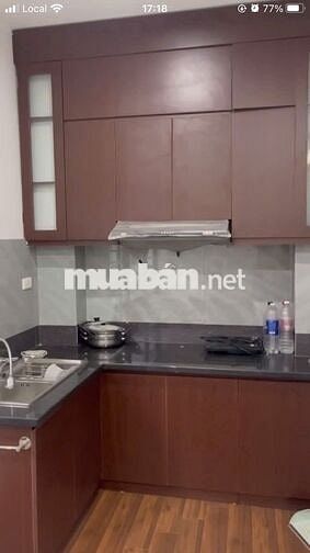 Cho thuê căn hộ 2n1k Lý Nam Đế, full đồ, thang máy, giá 11 triệu