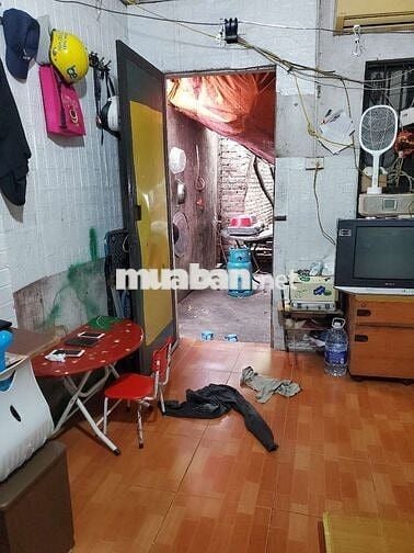 Nhượng lại phòng trọ và nhiều đồ gia đình