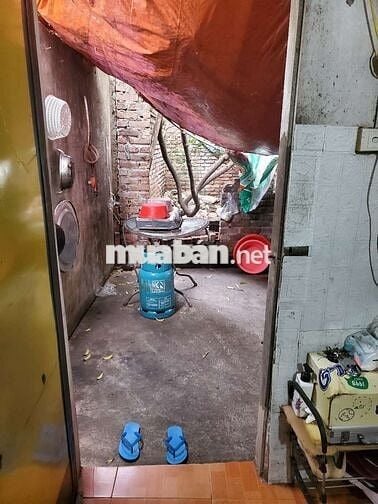 Nhượng lại phòng trọ và nhiều đồ gia đình