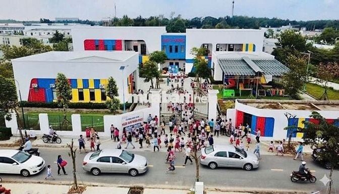 396 triệu sở hữu đất nền kê Thành Phố Mới, dân cư đông, vay bank 70%