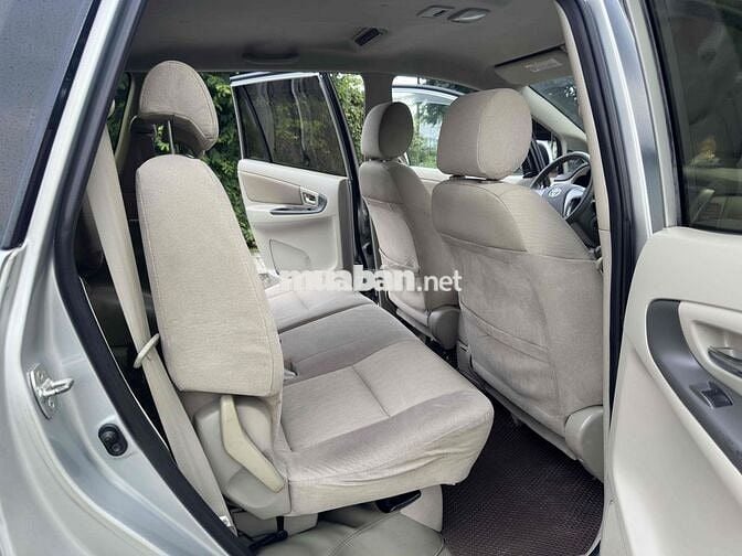 Toyota Innova 2016 số sàn cá nhân sử dụng