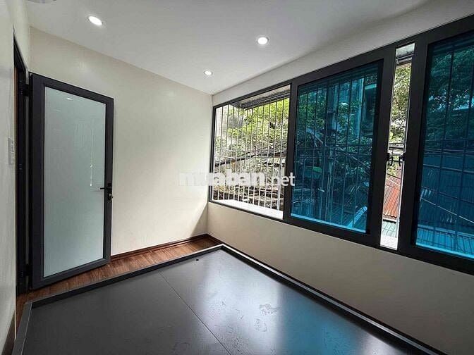 Tẩu tán nhà TT phố Nguyễn Công Trứ nhà đẹp như khách sạn 5 sao 2 thoán