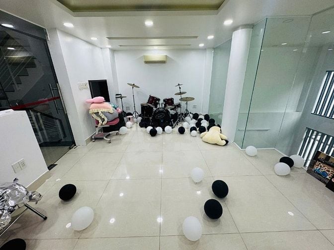 CHO THUÊ NHÀ KDC TRUNG SƠN, BÌNH CHÁNH. DT: 120M, 7PN, 5WC. FULL NỘI T