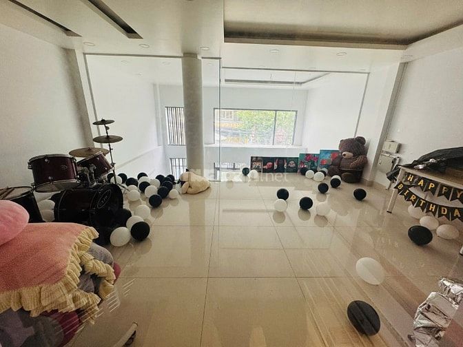 CHO THUÊ NHÀ KDC TRUNG SƠN, BÌNH CHÁNH. DT: 120M, 7PN, 5WC. FULL NỘI T