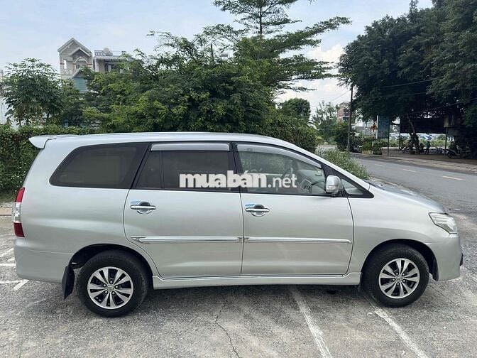 Toyota Innova 2016 số sàn cá nhân sử dụng