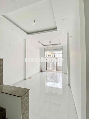 Nhà Sát Tên Lửa 4x20m 2Lầu ST (4PN 5WC) Hẻm Xe Tải. Nguyễn Hới. BTân